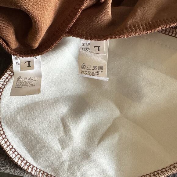 Brown Varsity Lounge Matching 2 Piece
Set – Shorts + Snap Button Jacket – Sz L - Picture 5 of 6